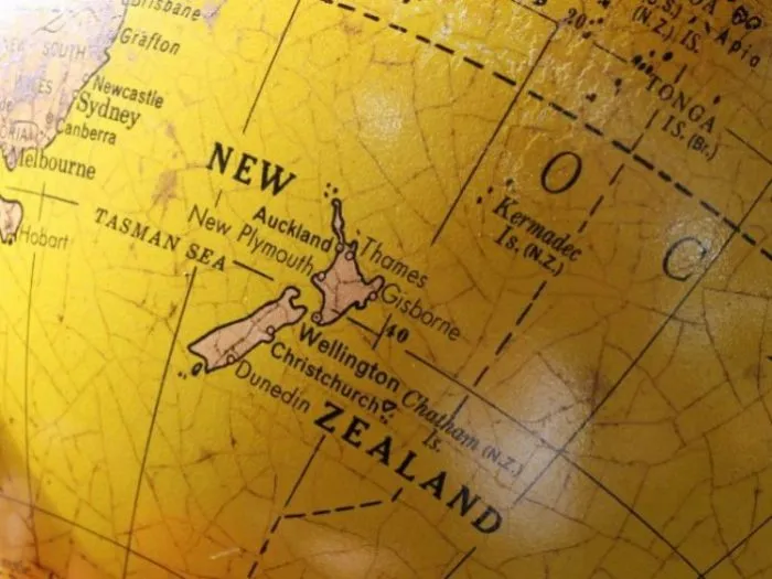 New-Zealand-Globe-e1632389454553